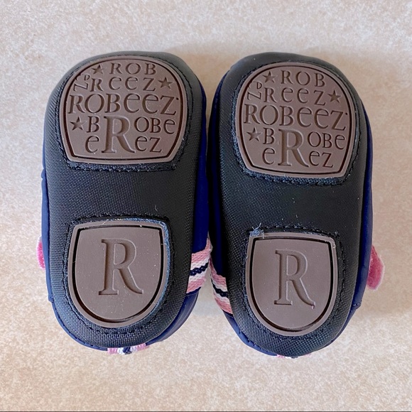 NWOT Baby Girl Robeez Sandals - Picture 2 of 3